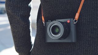 Four Leica cameras get quality-of-life improvements via firmware